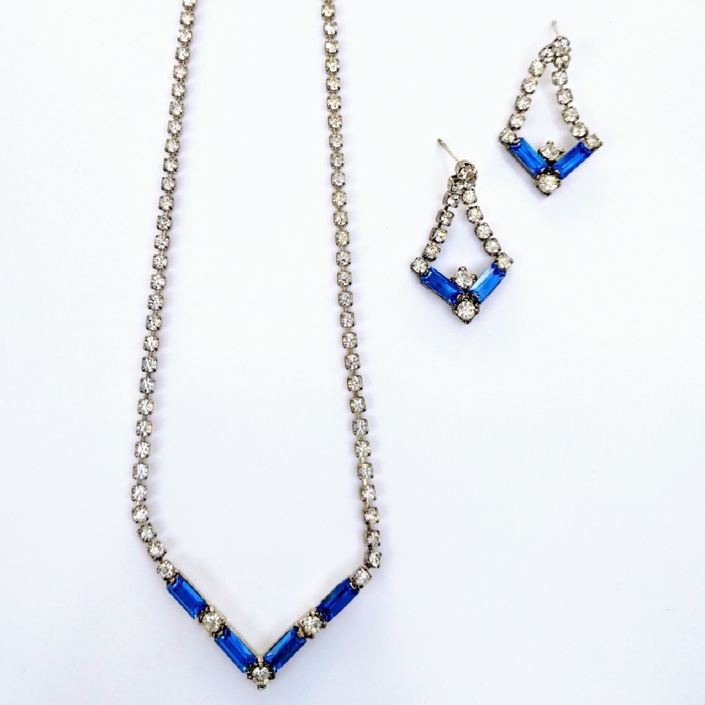 Vintage ~ crystal necklace earrings set